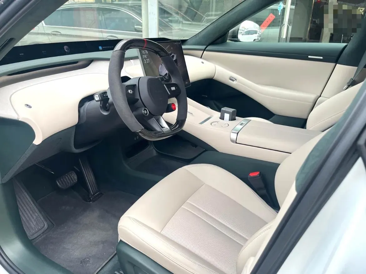 2025 MI YU7 BEV 101.7KWH,autocango,china used car exporter,china ev exporter,chinese used car exporter,chinese used ev exporter