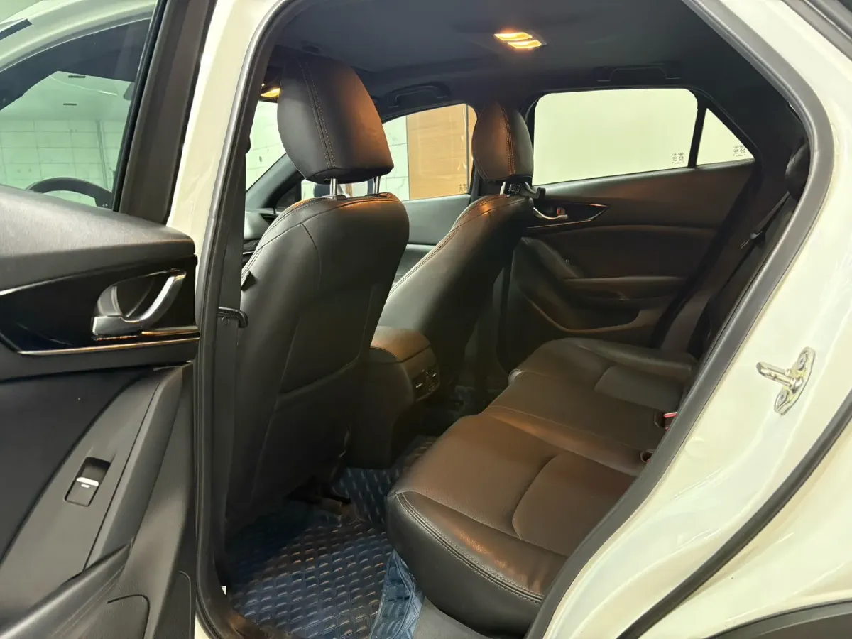 2021 Mazda CX-4 2.0L 158HP L4 6AT,autocango,china used car exporter,china ev exporter,chinese used car exporter,chinese used ev exporter