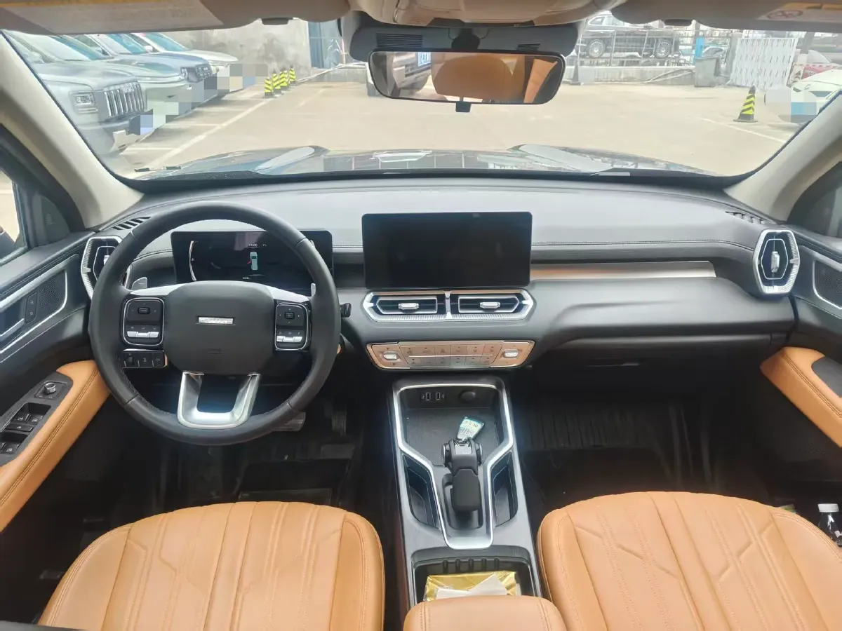 2025 Haval H5 2.0T 166HP L4 8AT,autocango,china used car exporter,china ev exporter,chinese used car exporter,chinese used ev exporter