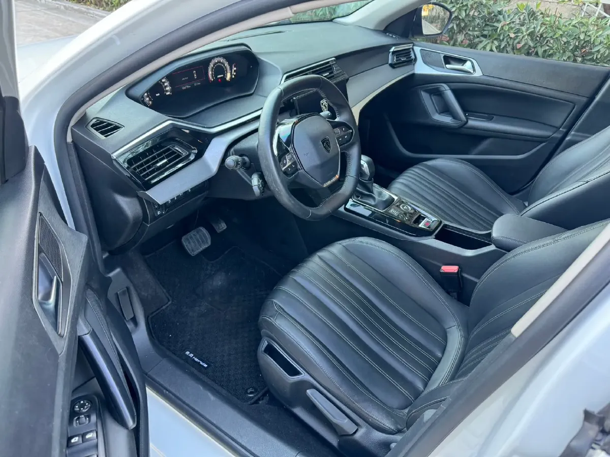 2022 Peugeot 408 1.6T 170HP L4 6AT,autocango,china used car exporter,china ev exporter,chinese used car exporter,chinese used ev exporter