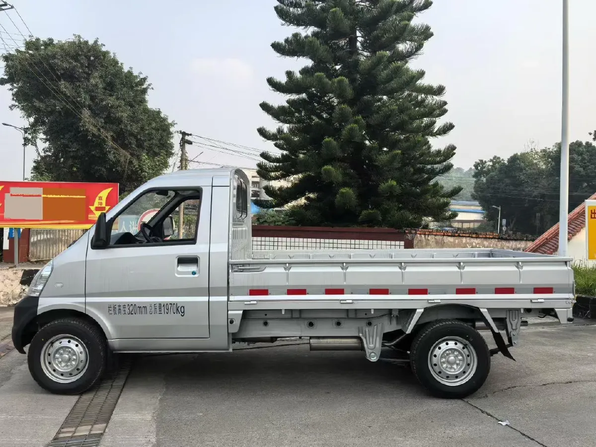 2023 WuLing RongGuang New Truck 1.5L 102HP L4 5MT,autocango,china used car exporter,china ev exporter,chinese used car exporter,chinese used ev exporter