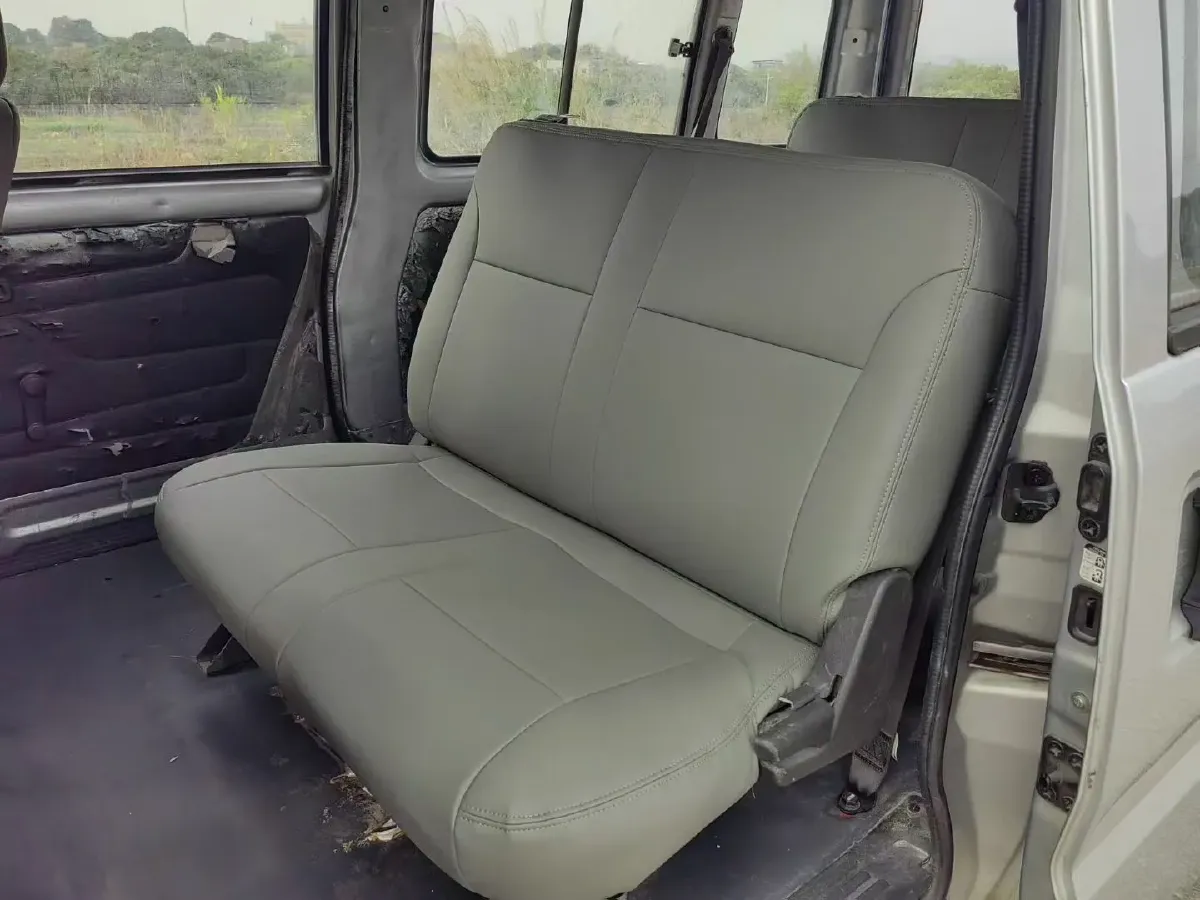 2017 WuLing RongGuang 1.5L 107HP L4 5MT,autocango,china used car exporter,china ev exporter,chinese used car exporter,chinese used ev exporter