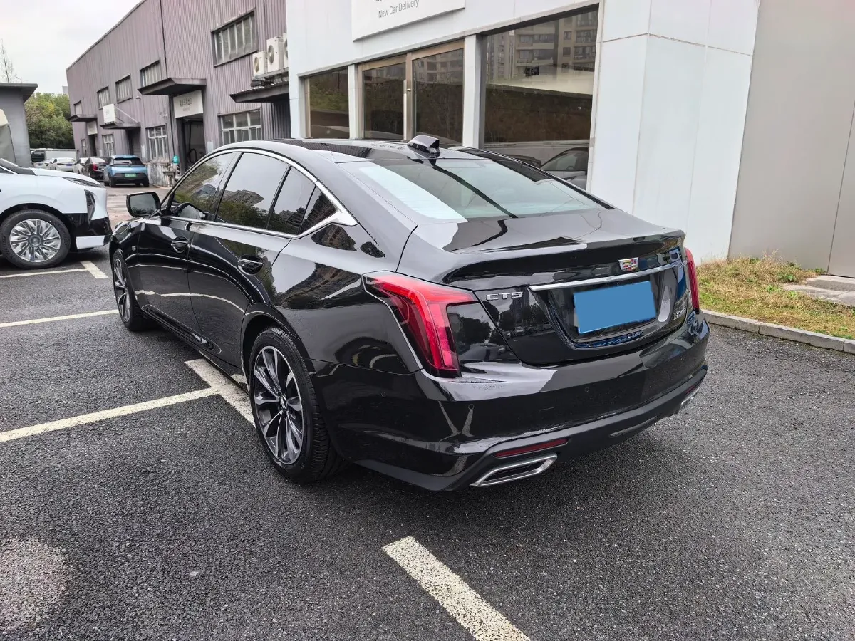 2025 Cadillac CT5 2.0T 237HP L4 10AT,autocango,china used car exporter,china ev exporter,chinese used car exporter,chinese used ev exporter
