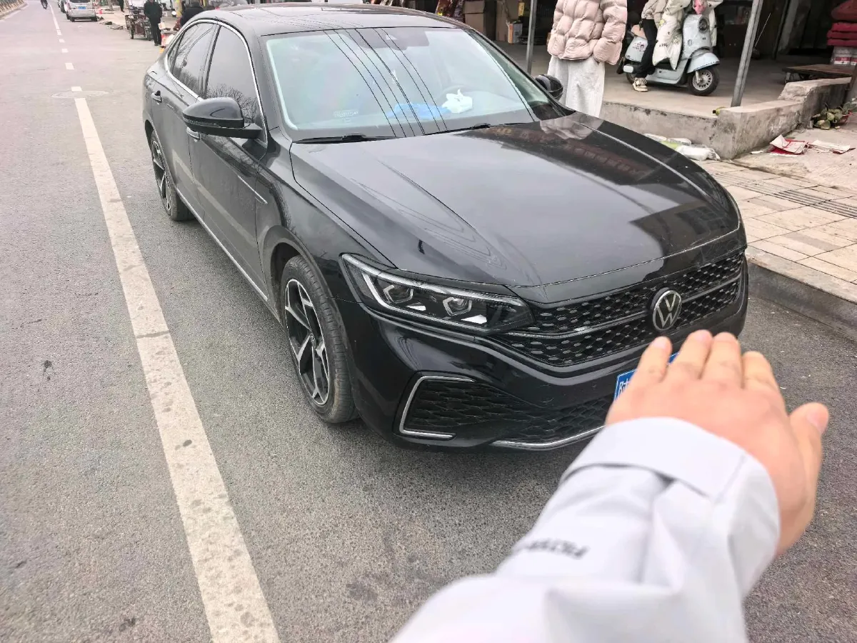 2023 Volkswagen Passat 2.0T 186HP L4 7DCT,autocango,china used car exporter,china ev exporter,chinese used car exporter,chinese used ev exporter