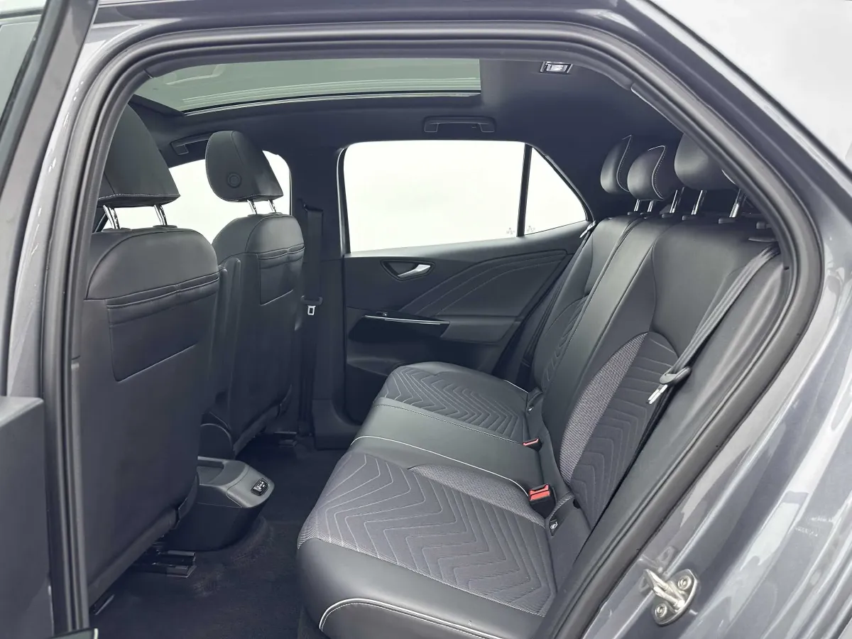 2024 Volkswagen ID.3 BEV 52.8KWH,autocango,china used car exporter,china ev exporter,chinese used car exporter,chinese used ev exporter