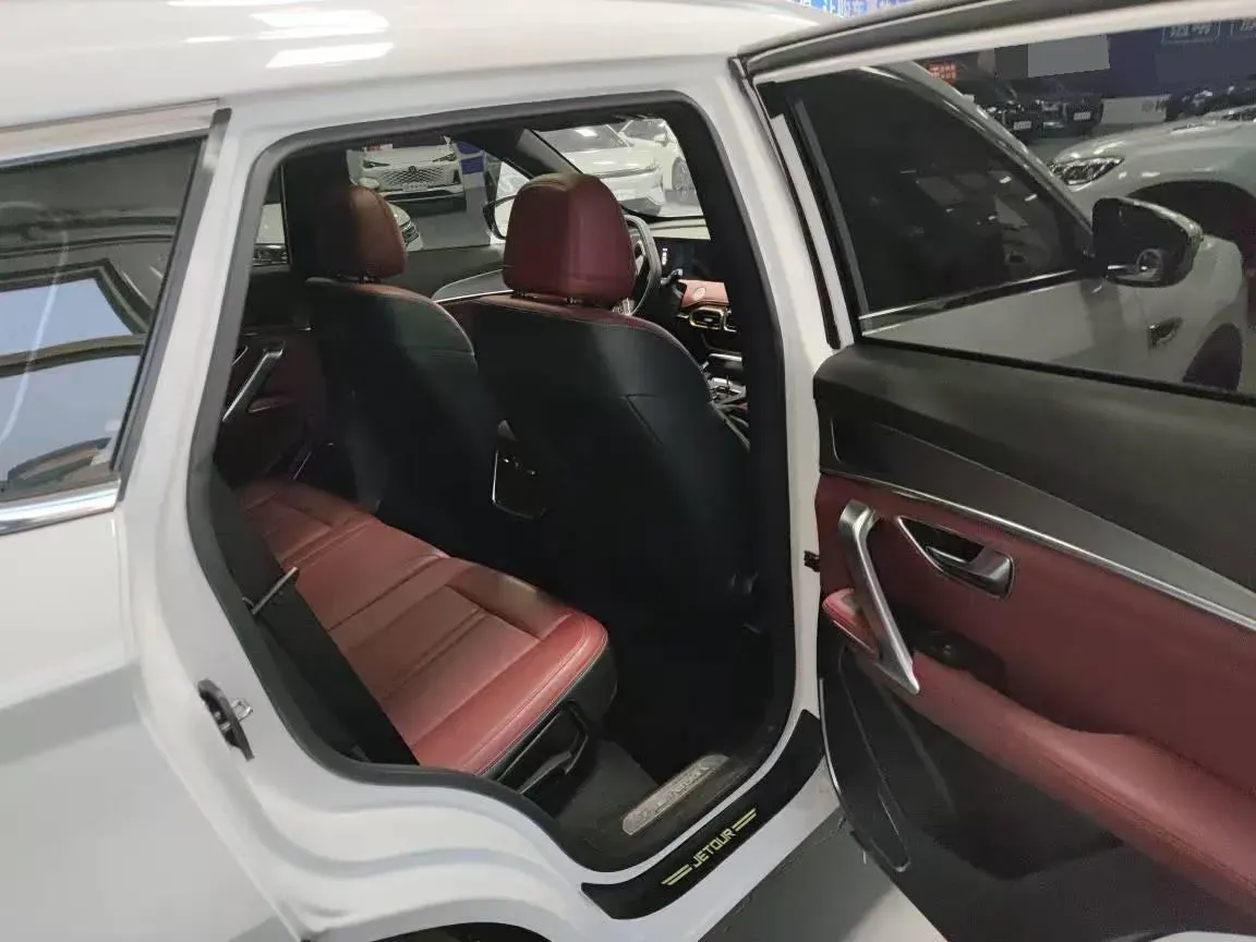 2025 Jetour X70 Plus 1.5T 156HP L4 6DCT,autocango,china used car exporter,china ev exporter,chinese used car exporter,chinese used ev exporter