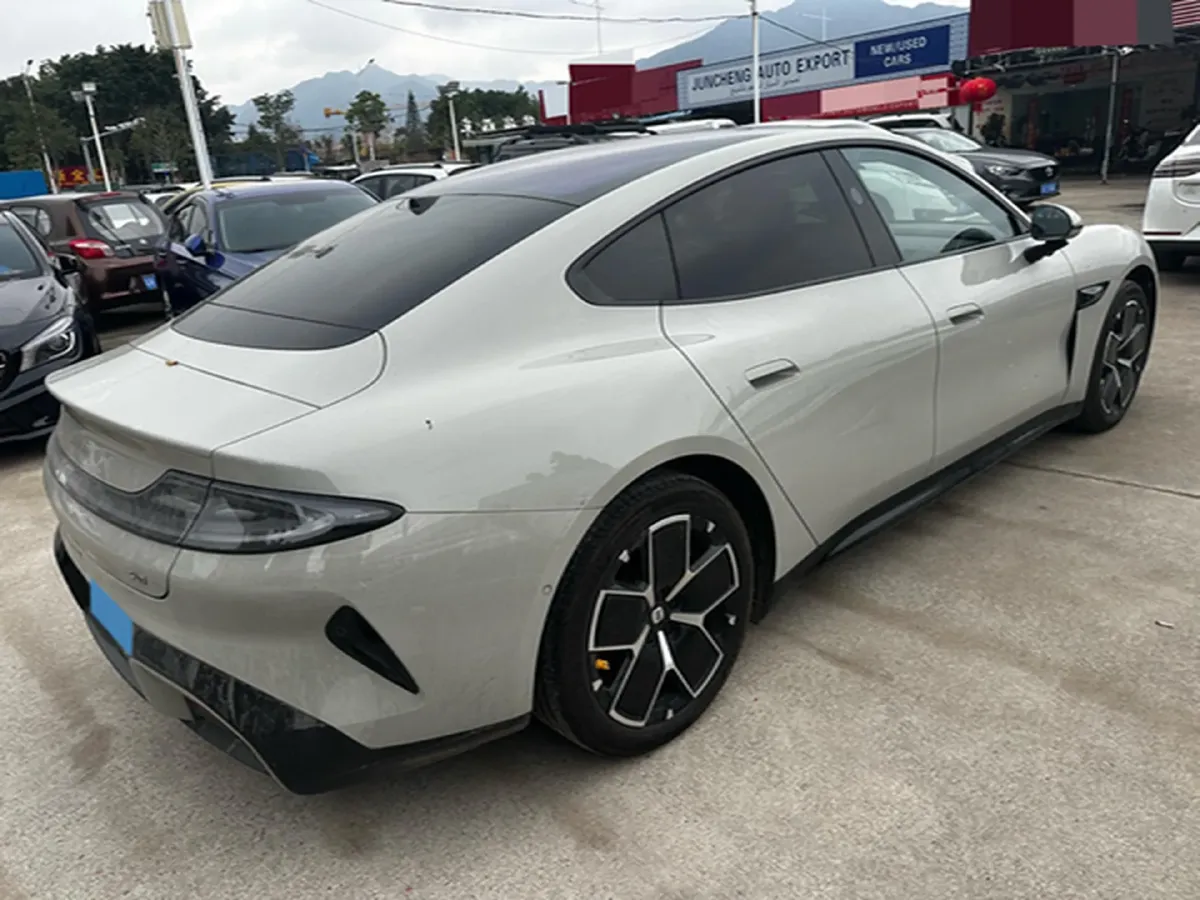 2024 MI SU7 BEV 73.6KWH,autocango,china used car exporter,china ev exporter,chinese used car exporter,chinese used ev exporter