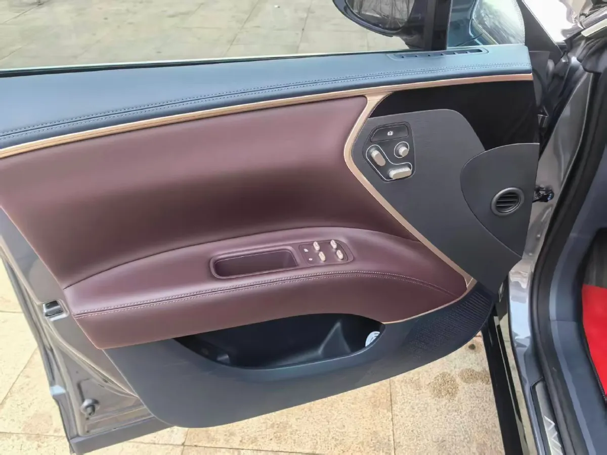 2023 Avatr 11 BEV 90KWH,autocango,china used car exporter,china ev exporter,chinese used car exporter,chinese used ev exporter