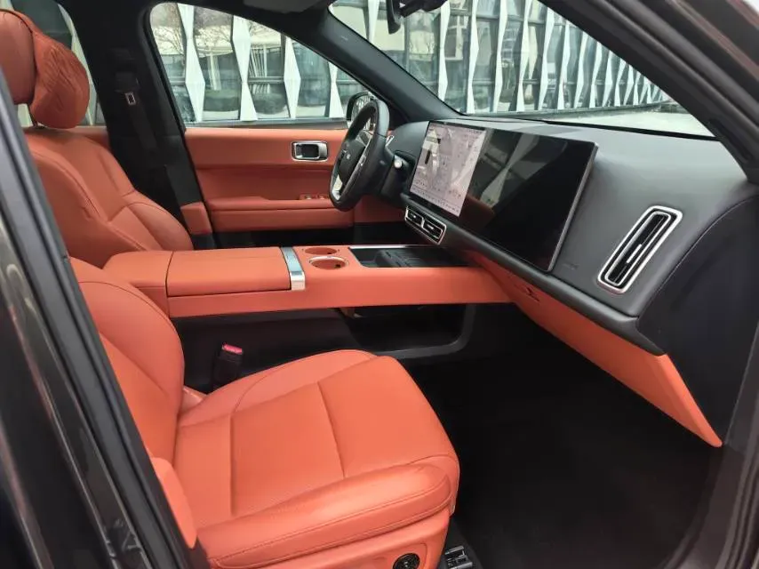 2024 Li L6 Range Extended 154HP L4 REEV 36.8KWH,autocango,china used car exporter,china ev exporter,chinese used car exporter,chinese used ev exporter