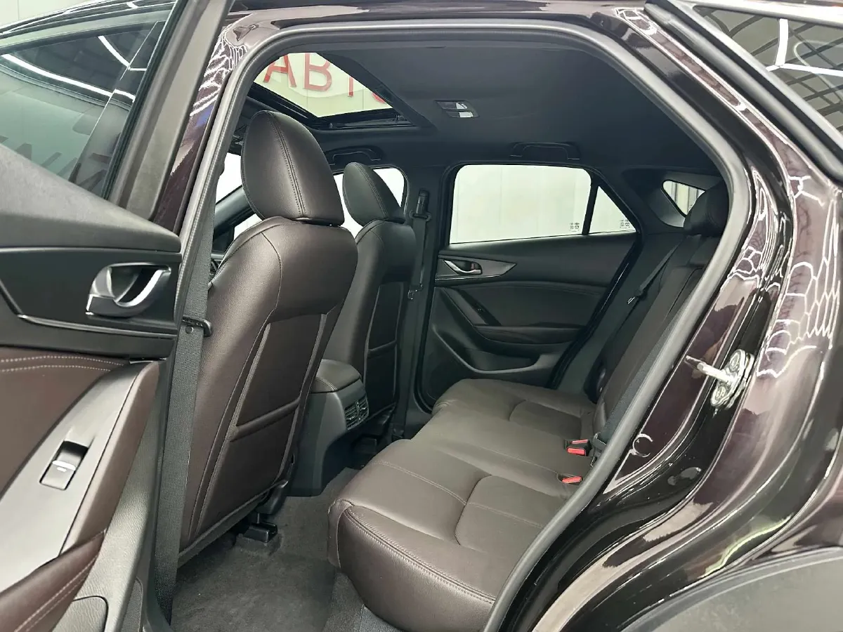 2021 Mazda CX-4 2.0L 158HP L4 6AT,autocango,china used car exporter,china ev exporter,chinese used car exporter,chinese used ev exporter