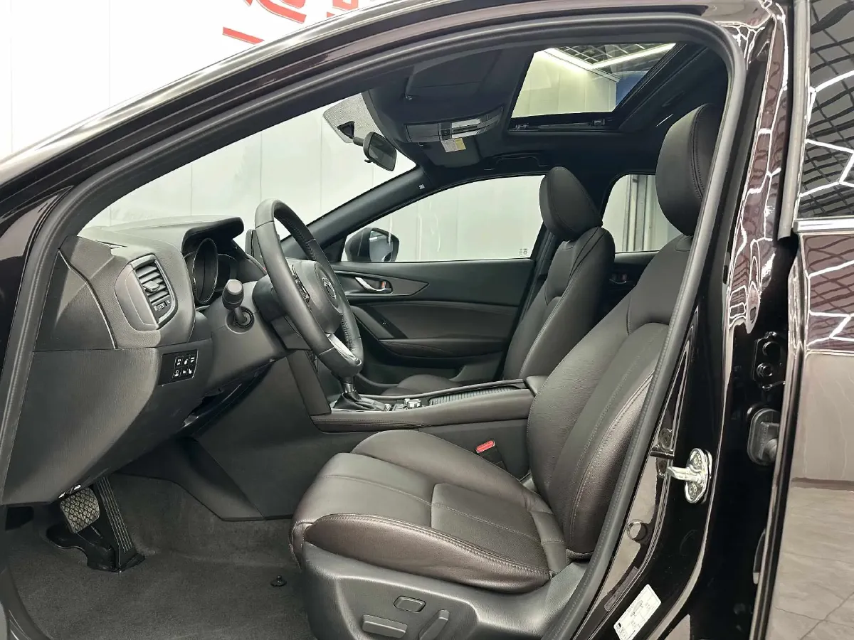 2021 Mazda CX-4 2.0L 158HP L4 6AT,autocango,china used car exporter,china ev exporter,chinese used car exporter,chinese used ev exporter