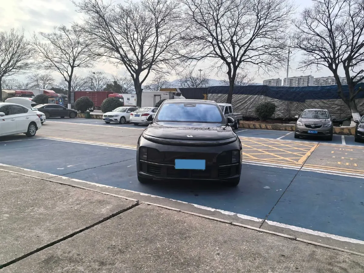 2023 Li L7 Range Extended 154HP REEV 40.9KWH,autocango,china used car exporter,china ev exporter,chinese used car exporter,chinese used ev exporter