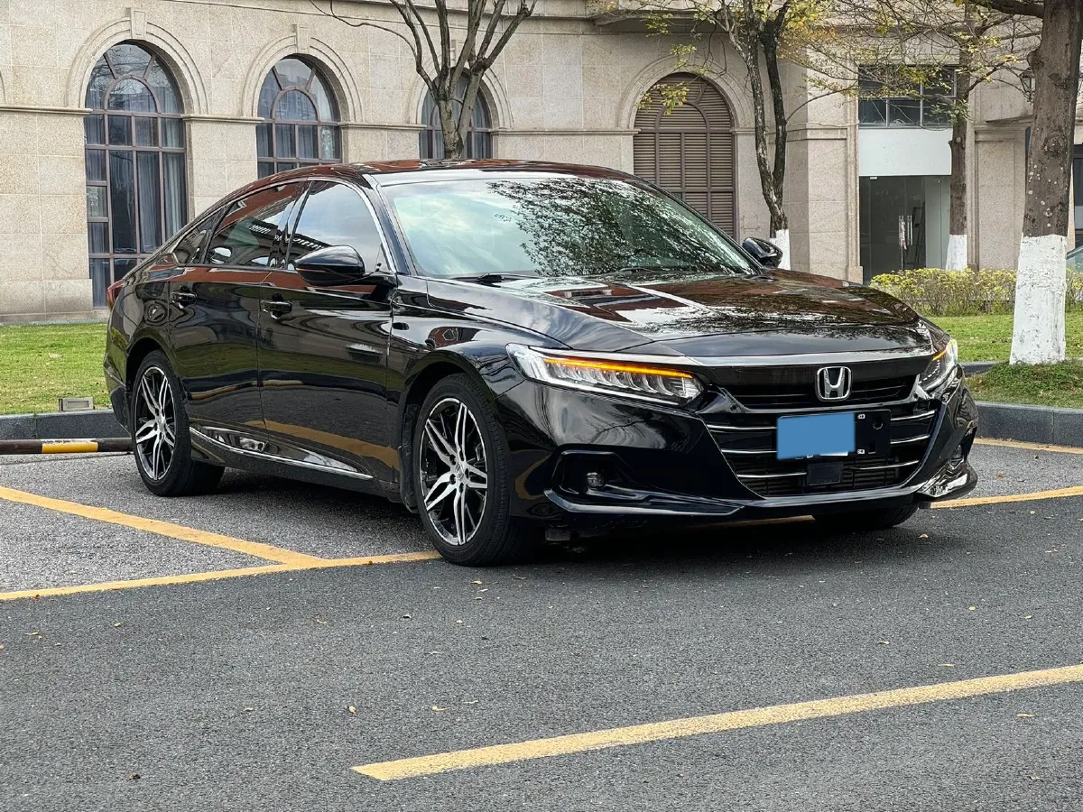 2022 Honda Accord 1.5T 194HP L4 CVT,autocango,china used car exporter,china ev exporter,chinese used car exporter,chinese used ev exporter