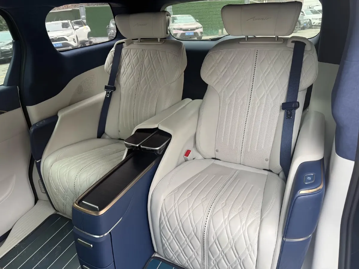 2020 Buick GL8 2.0T 237HP L4 9AT,autocango,china used car exporter,china ev exporter,chinese used car exporter,chinese used ev exporter