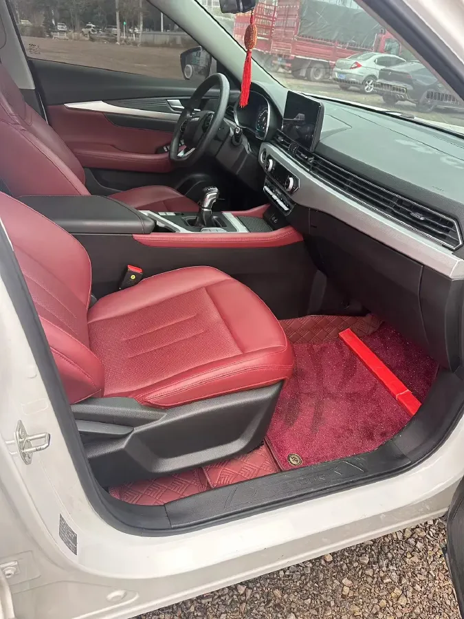 2021 ChangAn CS75 1.5T 178HP L4 6MT,autocango,china used car exporter,china ev exporter,chinese used car exporter,chinese used ev exporter