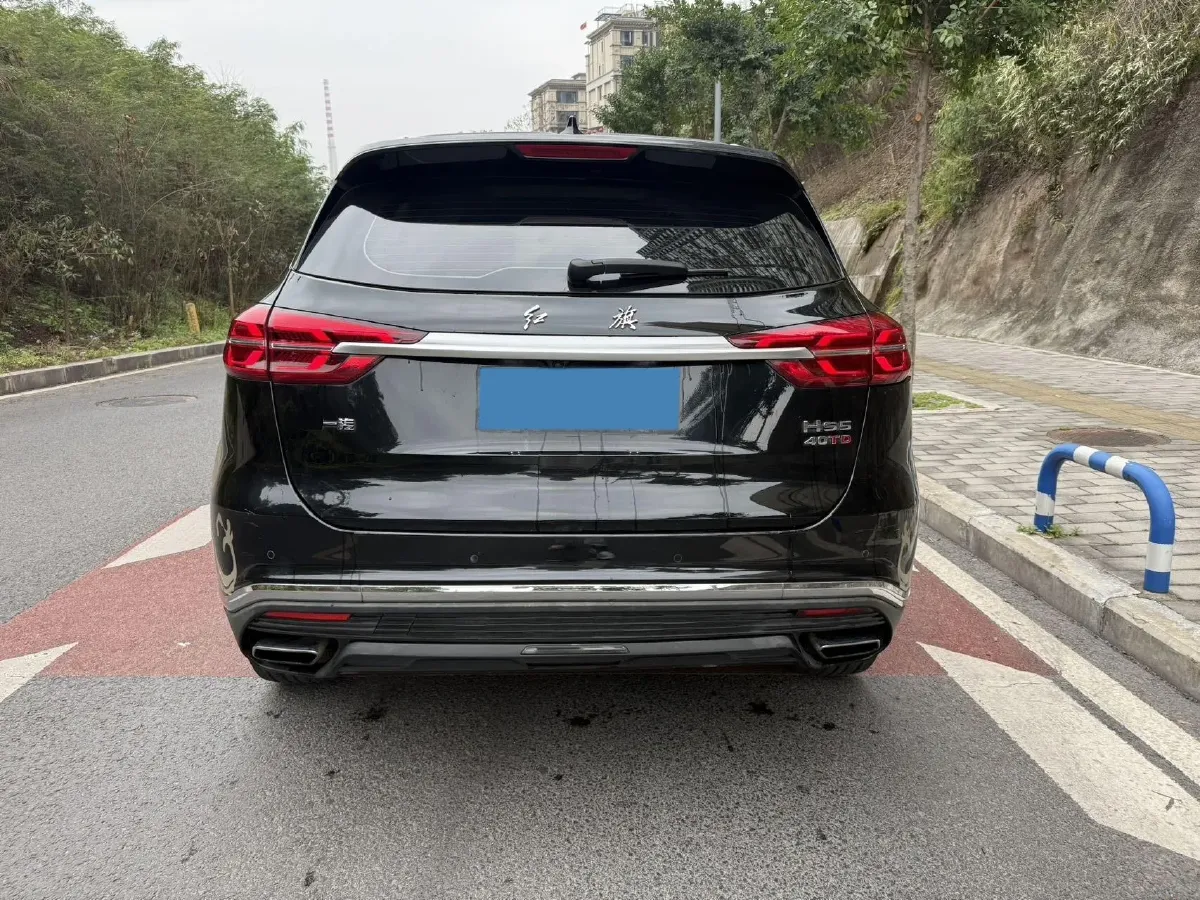 2022 HongQi HS5 2.0T 224HP L4 6AT,autocango,china used car exporter,china ev exporter,chinese used car exporter,chinese used ev exporter