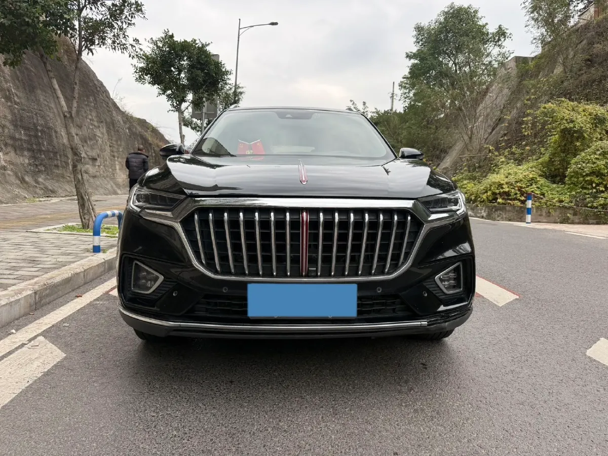 2022 HongQi HS5 2.0T 224HP L4 6AT,autocango,china used car exporter,china ev exporter,chinese used car exporter,chinese used ev exporter