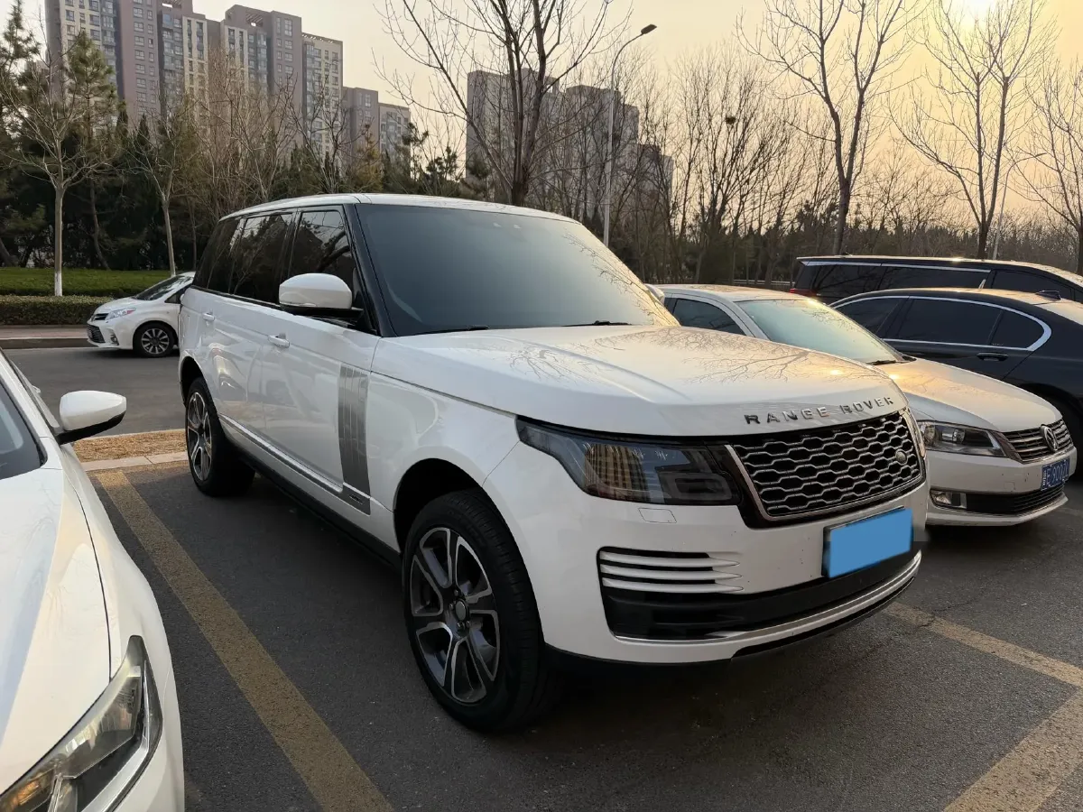2020 Land Rover Range Rover 3.0T 400HP L6 8AT,autocango,china used car exporter,china ev exporter,chinese used car exporter,chinese used ev exporter