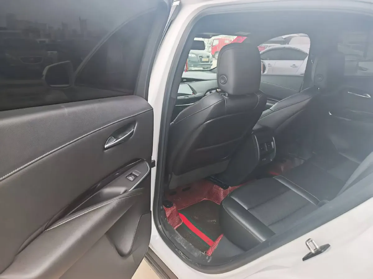 2020 Cadillac XT4 2.0T 241HP L4 9AT,autocango,china used car exporter,china ev exporter,chinese used car exporter,chinese used ev exporter