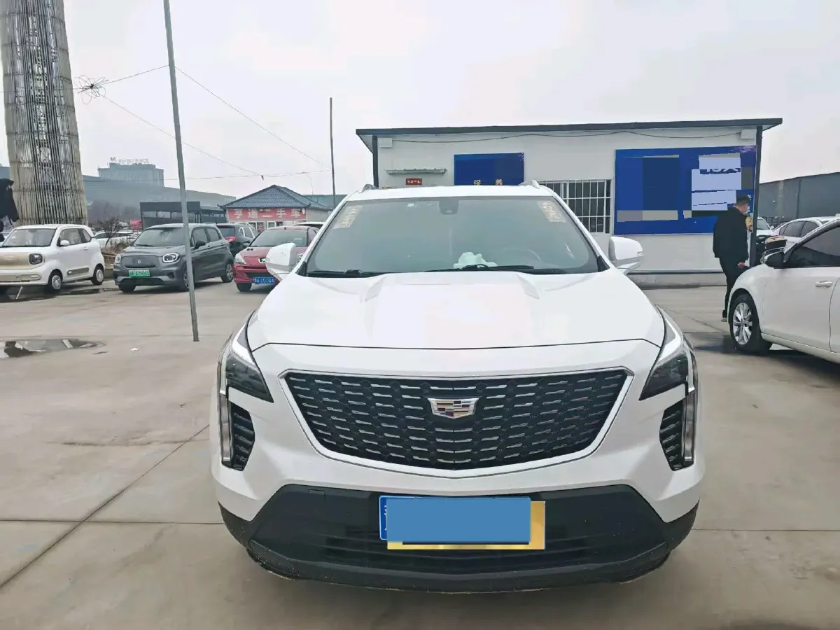 2020 Cadillac XT4 2.0T 241HP L4 9AT,autocango,china used car exporter,china ev exporter,chinese used car exporter,chinese used ev exporter