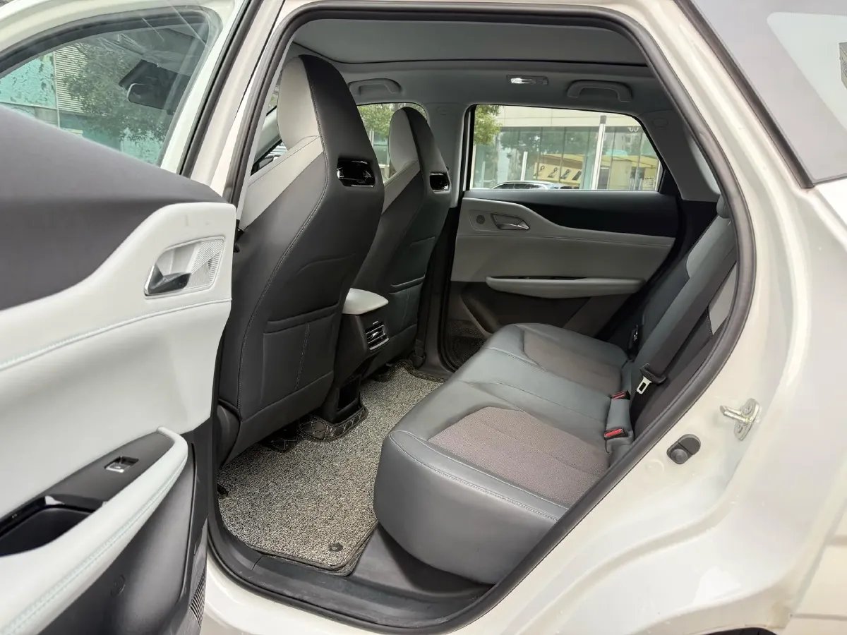 2025 ChangAn UNI-Z 1.5T 188HP L4 7DCT,autocango,china used car exporter,china ev exporter,chinese used car exporter,chinese used ev exporter