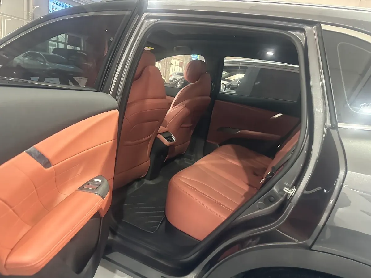 2025 ChangAn CS75 Plus 1.5T 192HP L4 8AT,autocango,china used car exporter,china ev exporter,chinese used car exporter,chinese used ev exporter