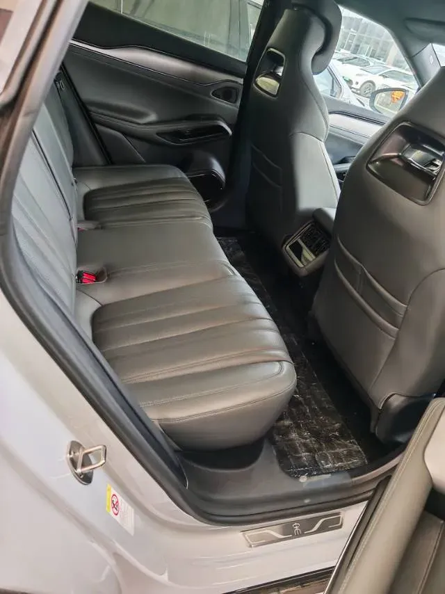 2024 BYD SongL EV BEV 71.8KWH,autocango,china used car exporter,china ev exporter,chinese used car exporter,chinese used ev exporter