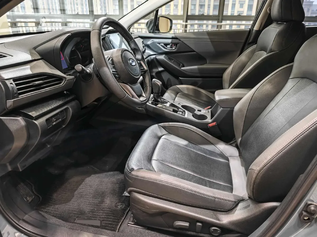 2024 Subaru Crosstrek 2.5L 169HP H4 CVT,autocango,china used car exporter,china ev exporter,chinese used car exporter,chinese used ev exporter