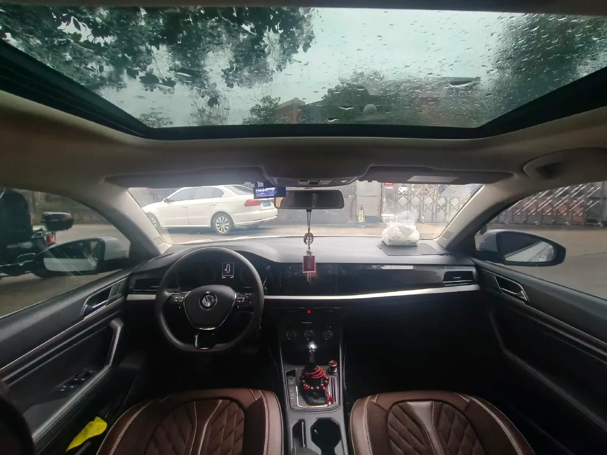 2018 Volkswagen Lavida 1.2T 116HP L4 7DCT,autocango,china used car exporter,china ev exporter,chinese used car exporter,chinese used ev exporter