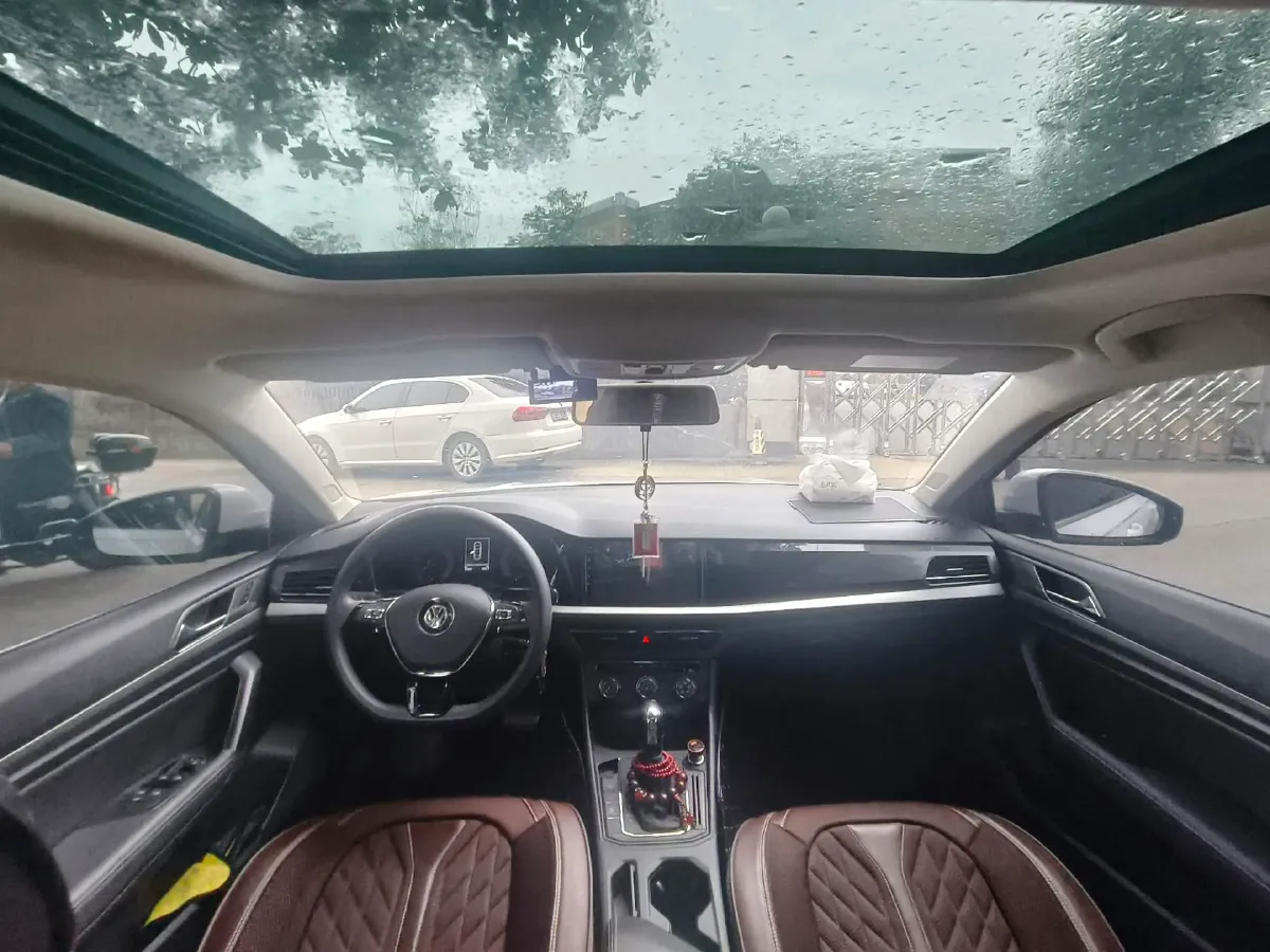 2018 Volkswagen Lavida 1.2T 116HP L4 7DCT,autocango,china used car exporter,china ev exporter,chinese used car exporter,chinese used ev exporter