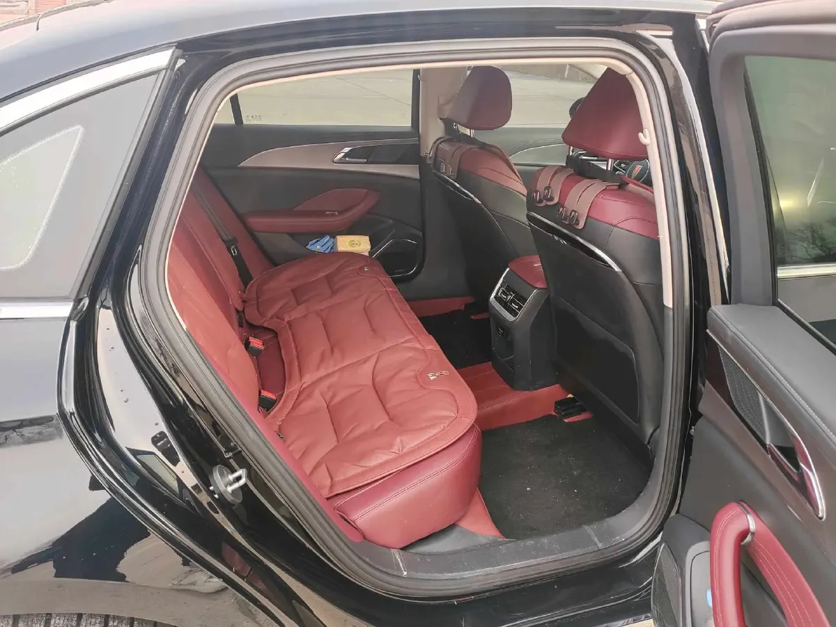 2024 HongQi H5 1.5T 169HP L4 7DCT,autocango,china used car exporter,china ev exporter,chinese used car exporter,chinese used ev exporter