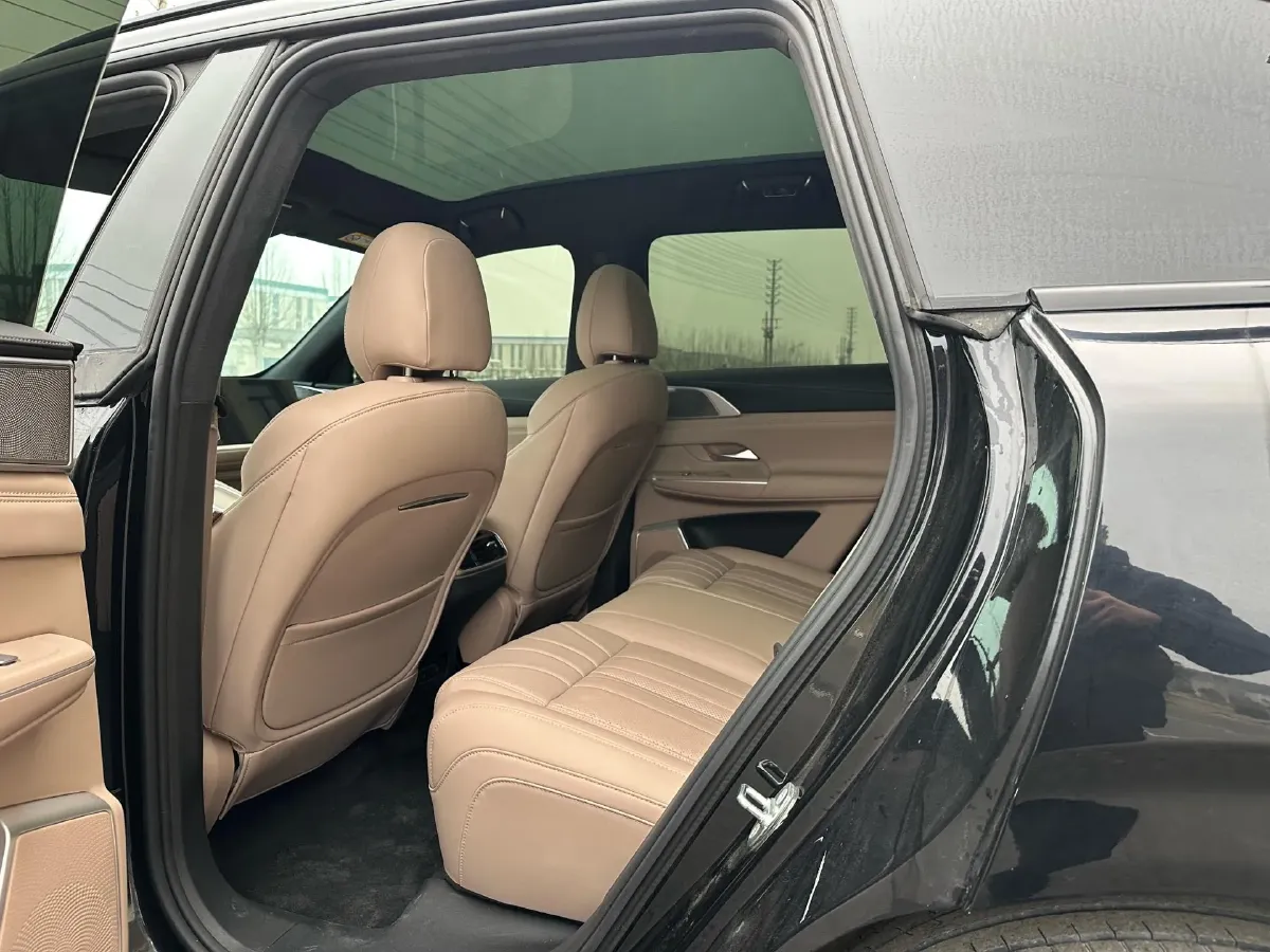 2025 Xpeng G9 BEV 93.1KWH,autocango,china used car exporter,china ev exporter,chinese used car exporter,chinese used ev exporter