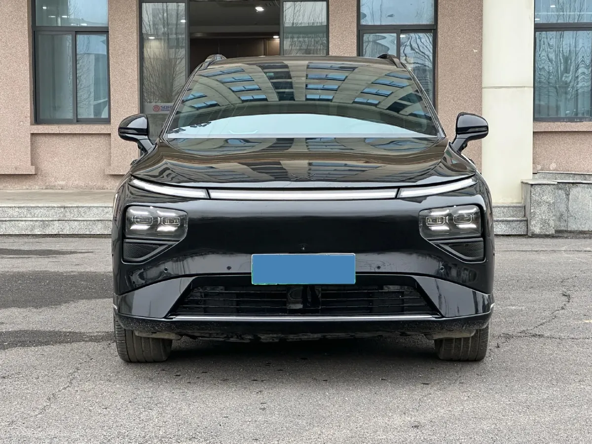 2025 Xpeng G9 BEV 93.1KWH,autocango,china used car exporter,china ev exporter,chinese used car exporter,chinese used ev exporter