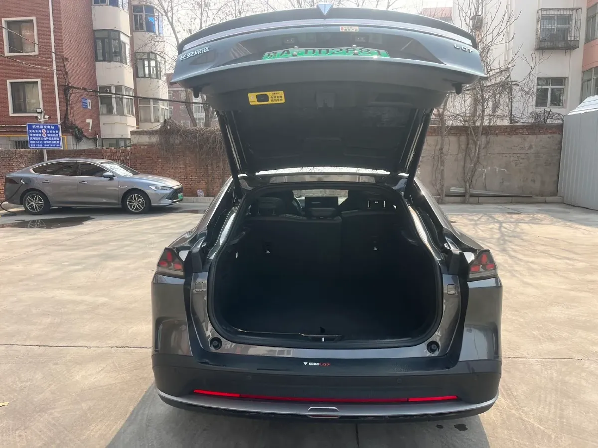 2024 Deepal L07 BEV 56.12KWH,autocango,china used car exporter,china ev exporter,chinese used car exporter,chinese used ev exporter