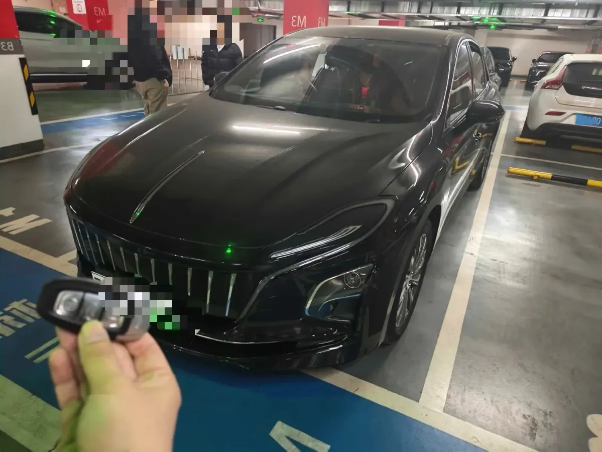 2022 HongQi E-QM5 BEV 54KWH,autocango,china used car exporter,china ev exporter,chinese used car exporter,chinese used ev exporter