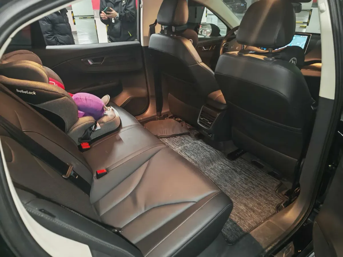 2022 HongQi E-QM5 BEV 54KWH,autocango,china used car exporter,china ev exporter,chinese used car exporter,chinese used ev exporter