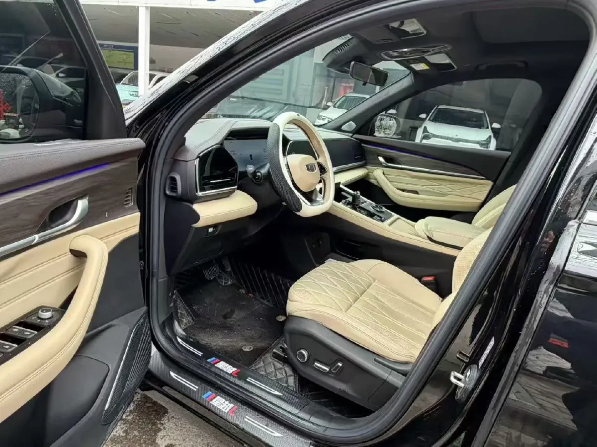 2025 Geely Monjaro 2.0T 238HP L4 8AT,autocango,china used car exporter,china ev exporter,chinese used car exporter,chinese used ev exporter