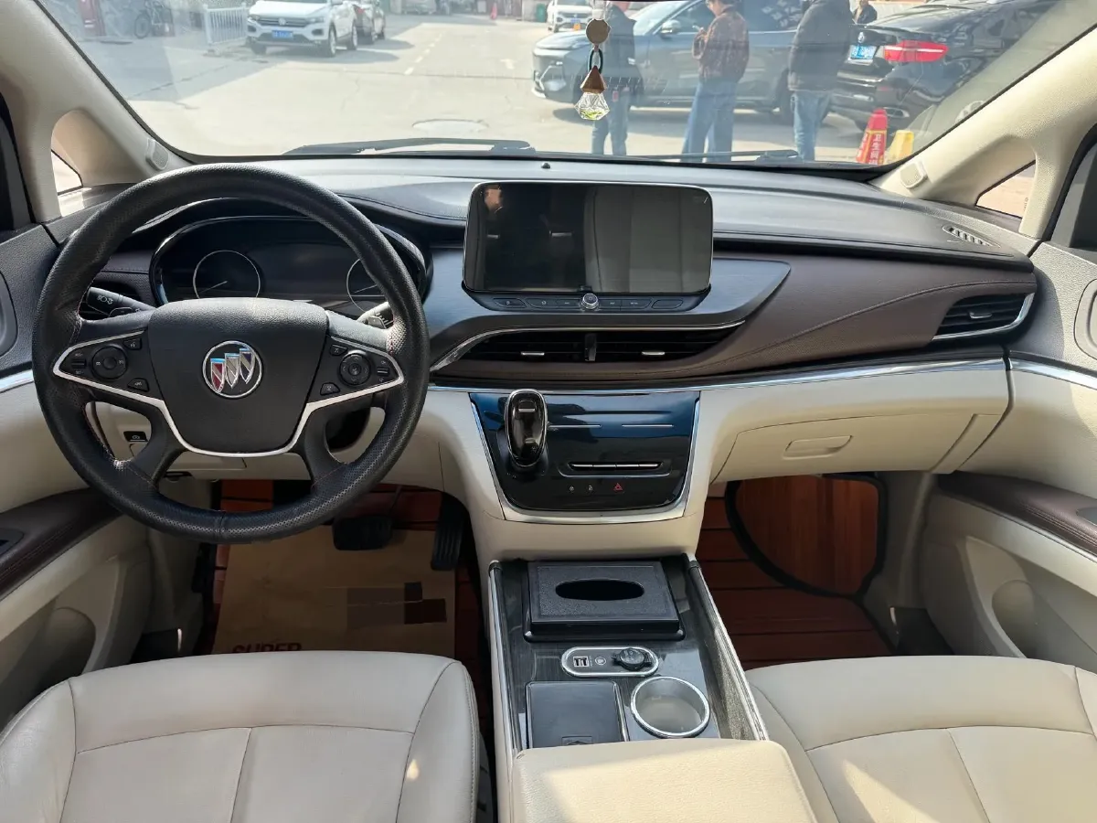 2021 Buick GL8 2.0T 237HP L4 9AT,autocango,china used car exporter,china ev exporter,chinese used car exporter,chinese used ev exporter