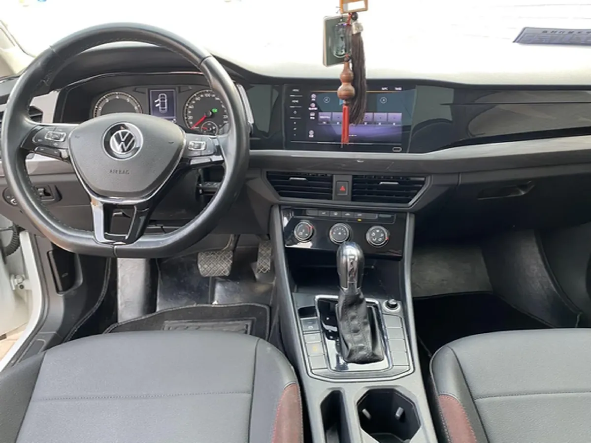 2021 Volkswagen Bora 1.5L 113HP L4 6AT,autocango,china used car exporter,china ev exporter,chinese used car exporter,chinese used ev exporter