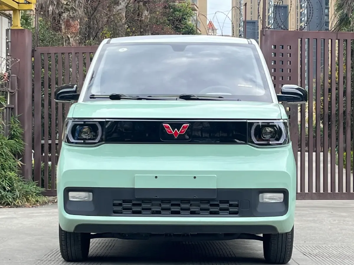 2022 WuLing HongGuang MINI EV BEV 13.9KWH,autocango,china used car exporter,china ev exporter,chinese used car exporter,chinese used ev exporter