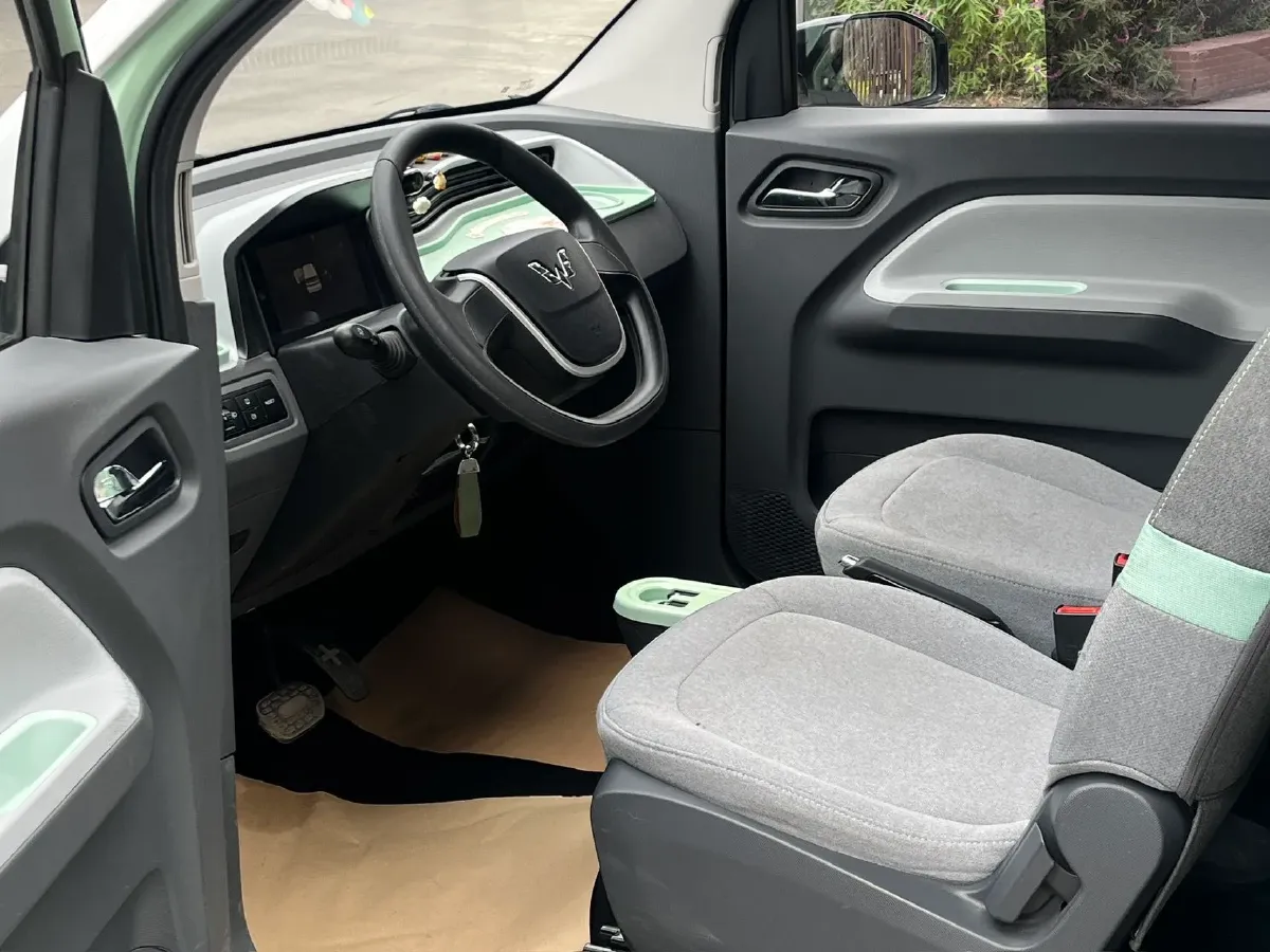 2022 WuLing HongGuang MINI EV BEV 13.9KWH,autocango,china used car exporter,china ev exporter,chinese used car exporter,chinese used ev exporter