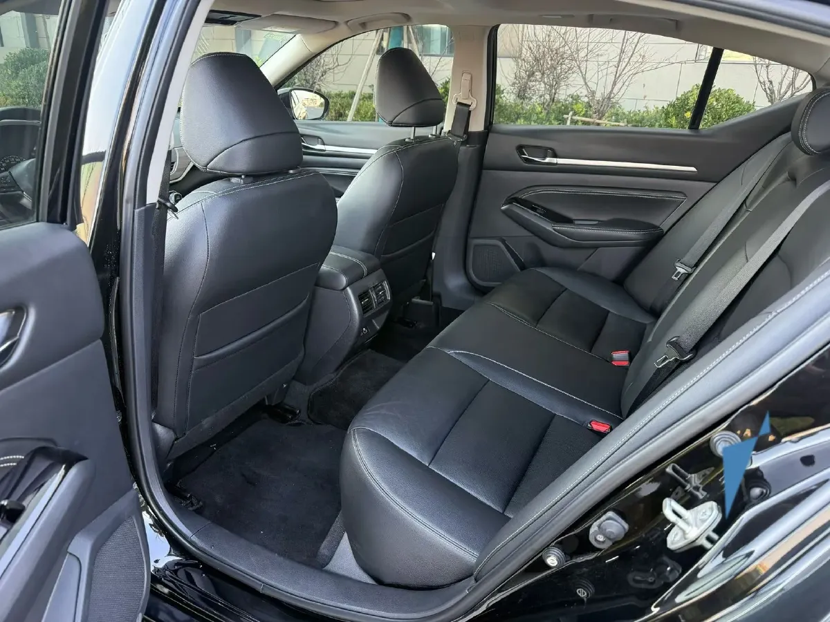 2022 Nissan Teana 2.0L 156HP L4 CVT,autocango,china used car exporter,china ev exporter,chinese used car exporter,chinese used ev exporter