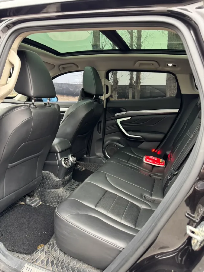 2017 WEY VV7 2.0T 234HP L4 7DCT,autocango,china used car exporter,china ev exporter,chinese used car exporter,chinese used ev exporter