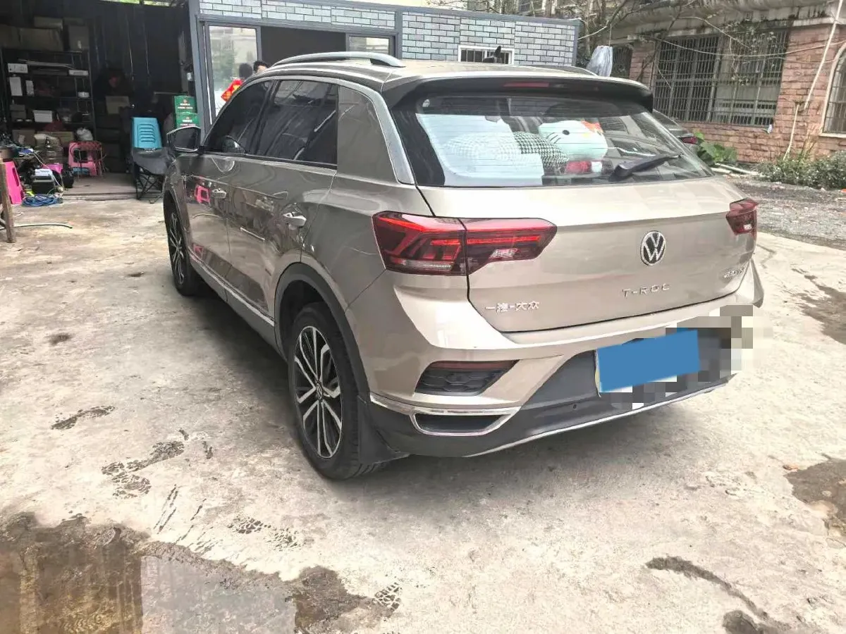 2021 Volkswagen T-Roc 1.4T 150HP L4 7DCT,autocango,china used car exporter,china ev exporter,chinese used car exporter,chinese used ev exporter
