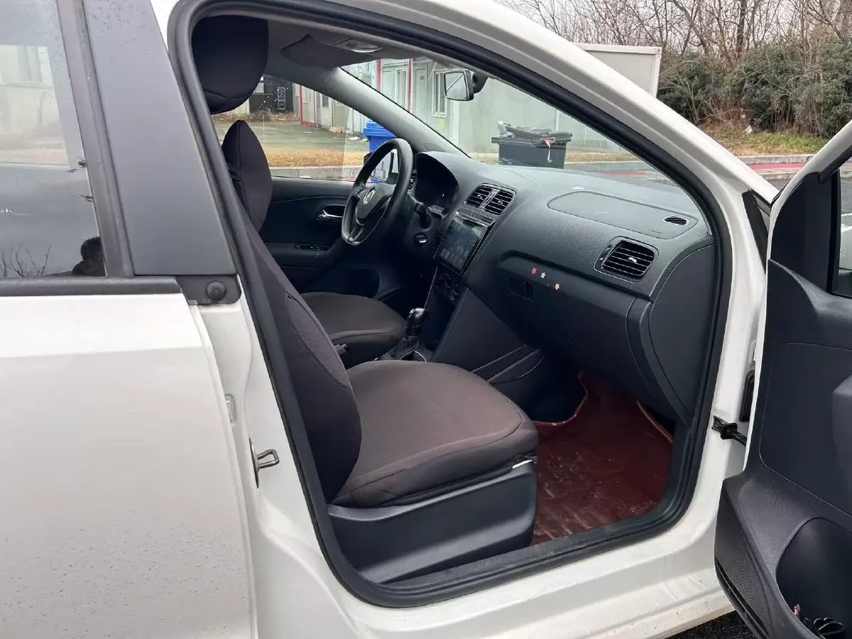 2016 Volkswagen Polo 1.4L 90HP L4 6AT,autocango,china used car exporter,china ev exporter,chinese used car exporter,chinese used ev exporter