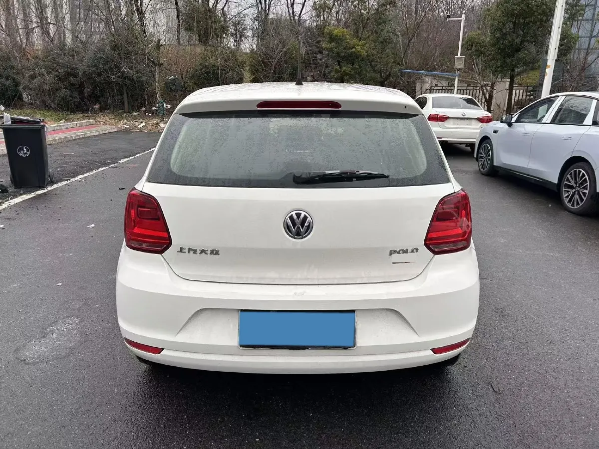 2016 Volkswagen Polo 1.4L 90HP L4 6AT,autocango,china used car exporter,china ev exporter,chinese used car exporter,chinese used ev exporter