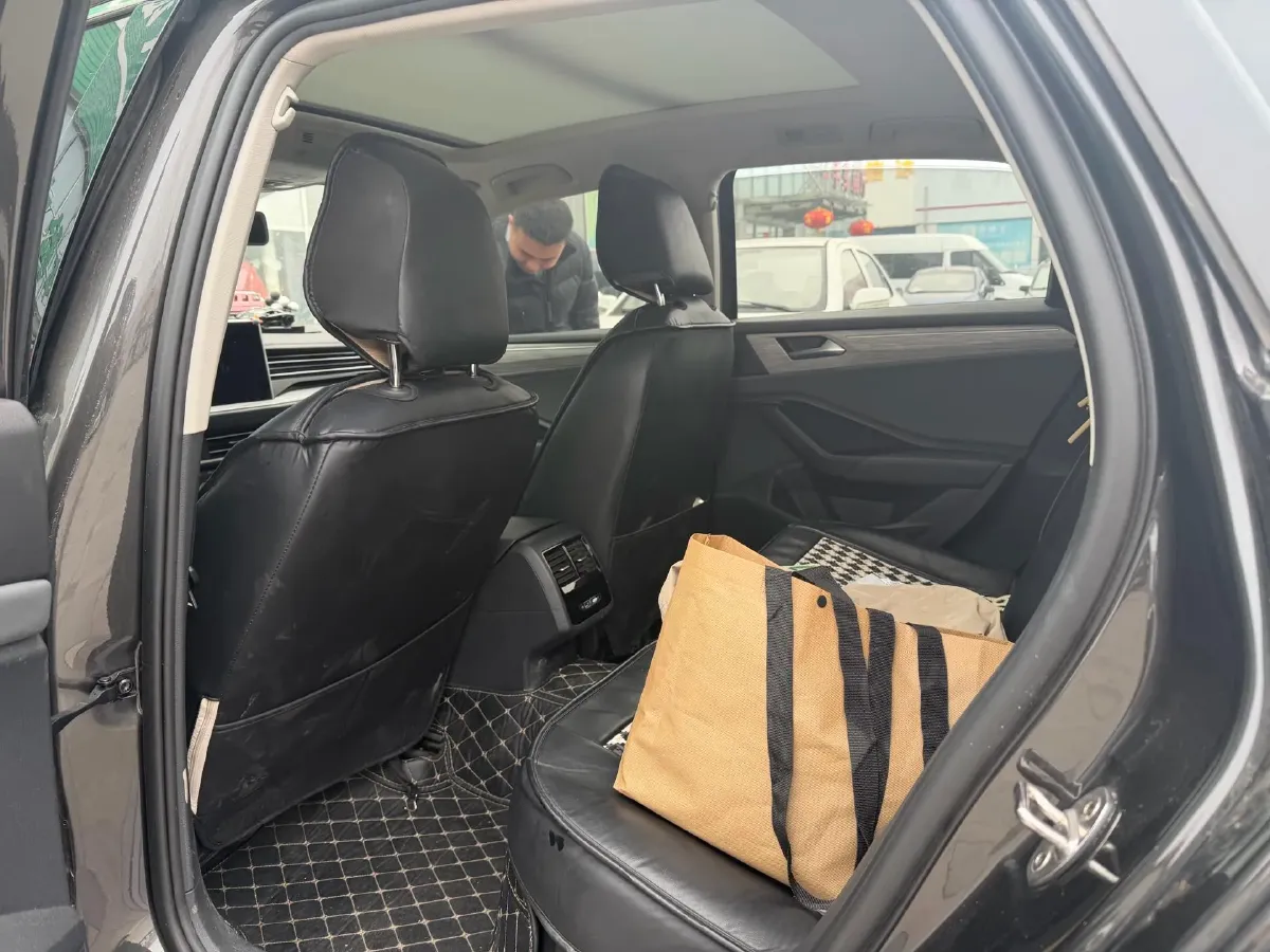 2023 Volkswagen Sagitar 1.5T 160HP L4 7DCT,autocango,china used car exporter,china ev exporter,chinese used car exporter,chinese used ev exporter