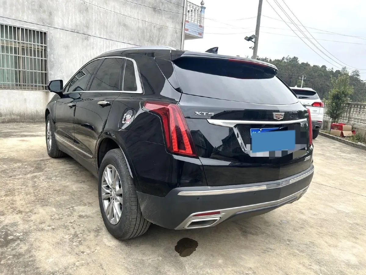 2022 Cadillac XT5 2.0T 237HP L4 9AT,autocango,china used car exporter,china ev exporter,chinese used car exporter,chinese used ev exporter