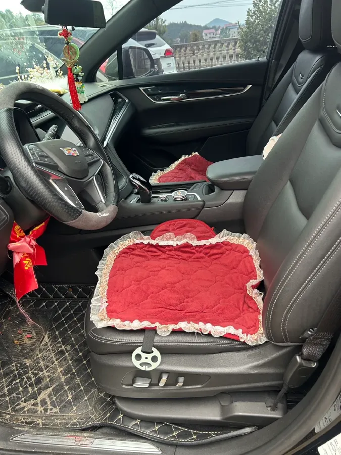 2022 Cadillac XT5 2.0T 237HP L4 9AT,autocango,china used car exporter,china ev exporter,chinese used car exporter,chinese used ev exporter