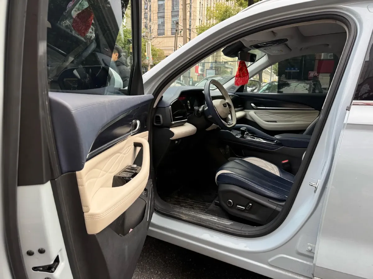 2022 Citroen C5 X 1.6T 175HP L4 8AT,autocango,china used car exporter,china ev exporter,chinese used car exporter,chinese used ev exporter